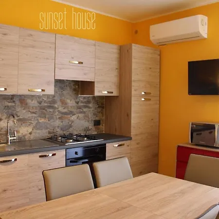 Sunset House Apartmán