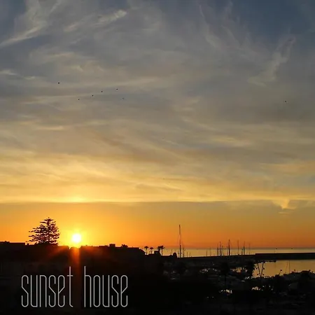 Sunset House Apartmán *