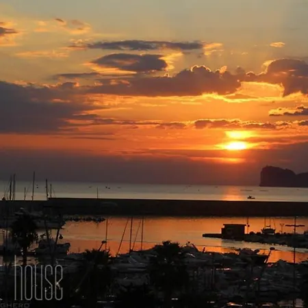 Sunset House Αλγκέρο